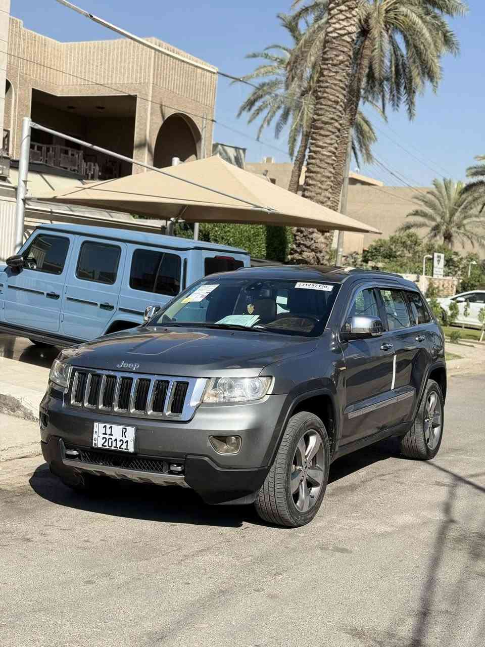 السلام عليكم جيب خليجي موديل 13 السياره ماشيه 120 حقيقي السياره فول موصفات 1/1 بيه 4 قطع صبغ بدون دواخل بدون السياره جاهز عله آخر حبايه الف ما تصرف عليه مكان السياره بغداد زيونه السعر 123 وبيه مجال
***********
