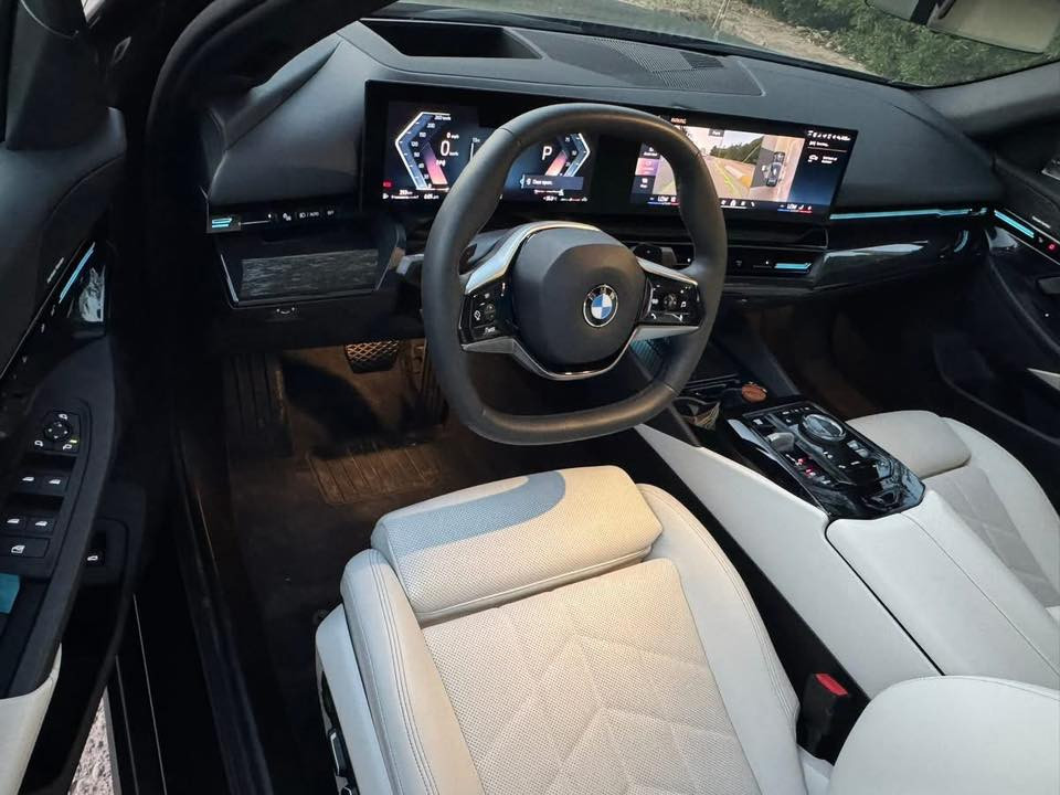 BMW530 2024
فول مواصفات رقم بغداد ماشيه ١١ الف كفاله عامه السعر ٤٣٥ للاستفسار *********** مكان السياره الرمادي
