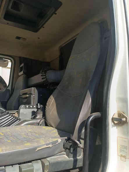 السلام عليكم رينو 420 موديل 2003 كفاله عامه بأسمي رقم سليمانيه سنويه ل 28 هزه جديده شرط التحويل جاهزه من كلشي السياره سكس عكرب قلاب أصل جادر كهربائي مجموعه نص جي اف 
*********** العنوان الديوانية
