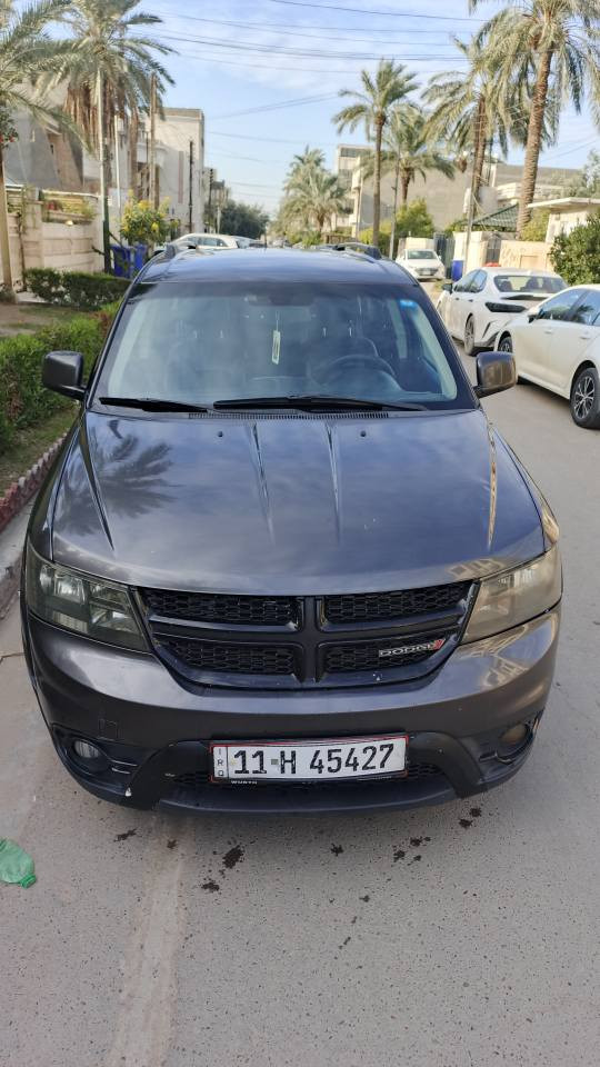 دوج جورني كروز رود
 محرك 2400 موديل 2018
مكفوله من الصبغ  والتبديل فقط بارد
صورة الحادث بالمنشور
ايرباكات كلهه مكفوله
المواصفات :
كشن كهرباء
7 راكب
3 قطع تبريد 
تحكم مري + 3 بصمات
شاشه كبيره+ كامره خلفيه + تحكمات درگه
شاشة اعطال
رقم بغداد بأسمي تحويل مباشر
السعر 133 وبيهه مجال 
الشراي يتصل ويجي يشوف السياره 
للأتصال ***********
*********** بغداد, العراق
