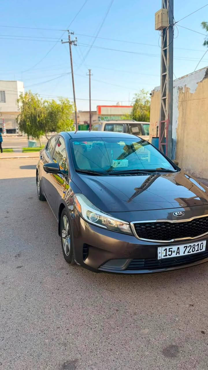 مكلف بالنشر 
سيارة فورتي وارد أمريكي موديل2018
محرك 2000 دوش 
الممشى 86 الف ميل
حادثها ثلاثة قطع صبغ 
باب السائق وباب السكن وباب خلف السائق
مواصفات عادية LX
السعر 10500 دولار وبيها مجال 
للاستفسار الاتصال 
***********
