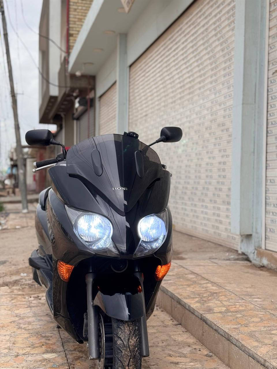 سلام عليكم دراجه MF0/10فورزه دراجة جديده لمعنه كلمه كير شغال 4تحويلات/7كير شرط مكينه ما مفتوحة كهربائيات كله شغاله كفرات حلوه نضافه 95‎%‎ دراجه بيه منفيس وياها بصمه وسويج طوارى بيه زوج تاير جديد ستوني مسويله ادامه دراجه بس شغل وطلع واين ما يعجبك مكان دراجه النجف 
سعر دراجة 1900وبيه مجال بصيط 
مامتواجد على فيس إذا تعجبك دراجه اتصل عليه
***********
