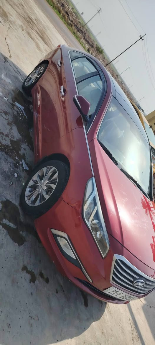 اسلام عليكم سوناتا موديل 16 خليجي رقم سليمانية بسمي السعر 127 وبيه مجال الشراي يتصل ***********
