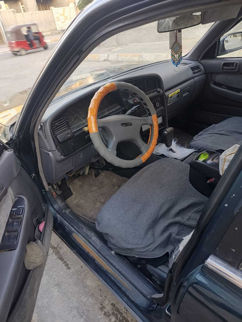 سلام عليكم مارك تكم 1992 كربلائية سيارة جاهزة كير مكينة حدادية كهربائيات كلهة شغالةتخم تاير ستوني شادةالسعر 55 اوبيهة مجال ترهم امراوس اوبيع رقم الهاتف *********** العنوان كربلاء المقدسة
