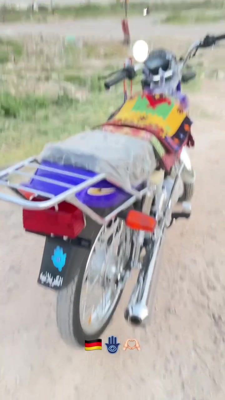 سلام عليكم دراجه ساسوكي دراجه نضيفه انضف من التصوير دراجه مناقصه اي شي دراجه وكاله حته خبط ماخبطله ادير بدبه دراجه وكاله ماصرله ٣٠يوم مطلعه لبيع التفاصل***********🪬🫶🏻🇩🇪
