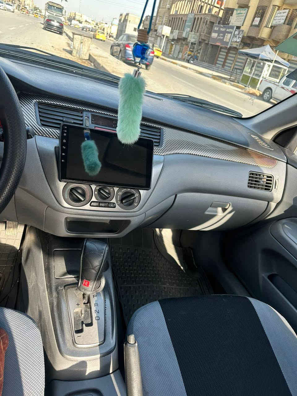 سلام عليكم لانسر 2011 رقم بغداد حرة تحويل بسمي سيارة مشروع وطني رقم جديد انكليزي هزة جديدة مكينة 2000 جديدة لاصرف ولابخار  سعرر
80 وبيهة مجال بدون ضربة سيارة بيهة صبغ
هلالات خلفي ولباب ورة صدر فقط بس رش بدون معجون تبريد تدفئة شغال حدادية خير من اللّٰه كهربائيات كلهة شغالة تخم تايرات جديد والصدر هسه مبدله جديد 

للاستفسار ***********
