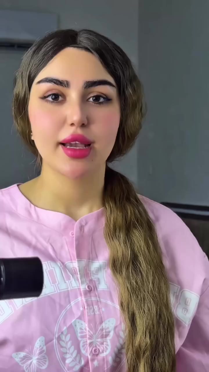 كريم وصابونهة بيرو
طبعاً مصنوعه من مواد طبيعيه وآمنه عالبشره
فوائد الكريم يبيض ويرطب البشره يعالج الهالات والتصبغات يعالج حبوب وآثار الحبوب 🤍يزيل الرؤؤس السوداء ينعم البشره ويجدد الخلايه يناسب جميع انواع البشره والمناطق الحساسه مثل الابط والبكيني والرقبه

2/فوائد الصابونه إزالة السواد حول العين وتنضيف البشره من خلايا الميته يخفي حب الشباب والبثور السوداء والبيضاء مرطب قوي ويعطي البشره لمعان ومرونه إزالة بقع الحمل وحروق الشمس والبقع من مشاكل جهاز الهضمي والكبد

توصيل 5 جميع محافظات العراق


**إذا كنت صاحب هذا الإعلان وتريد حذفه لأي سبب، رجاءا أرسل رسالة إلى الدعم الفني**