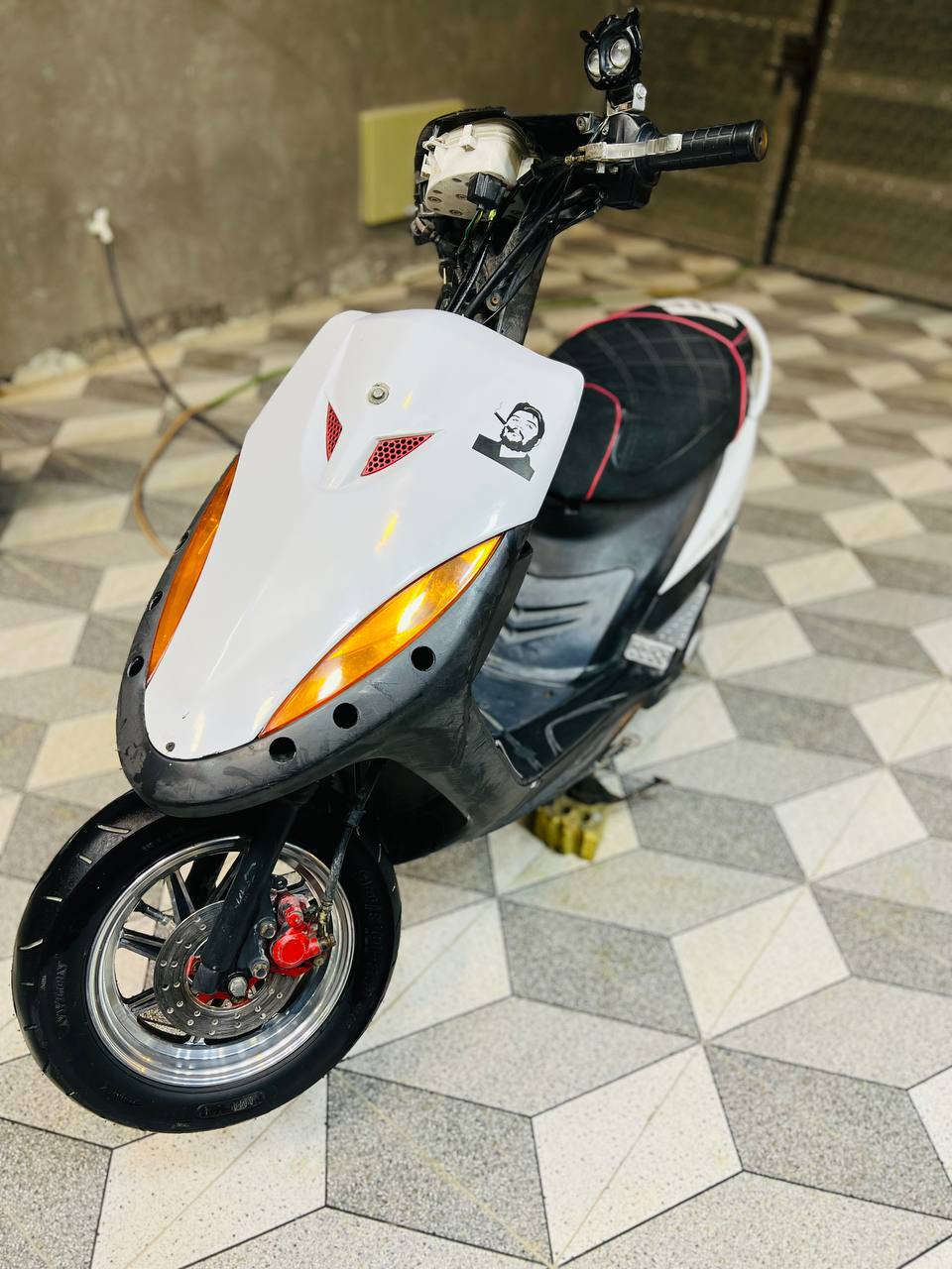 السلام عليكم 

ماكس عدله للبيع مكينه 49 مكينه خرسه شلعه ومعدل مفوله كلشي بيهه شغال كهربائيات سلف اشاير هورن دشبول الدراجه مال جناي سعرهه 550 وبيهه مجال بسيط مكاني حصوه الخاص مفتوح


**إذا كنت صاحب هذا الإعلان وتريد حذفه لأي سبب، رجاءا أرسل رسالة إلى الدعم الفني**