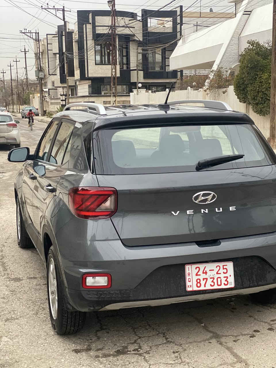 سلام عليكم
هونداي فينو 2024 
ماشيه8000mil
بصمة +تشغيل عن بعد 
شاشه دجتل 
كشن تدفئة+ ستيرن تدفئة  
6وضعيات قياده
كار بلي واير ليس 
تحديد مسار نقطة عمياء رادار امامي
نغمة ترحيب 
شاشة كبيرة الحجم
ضرر جاملغ امامي جهة نفر صبغ بدون داخل 
ايربك بردة جهة النفر وايربك ستيرن 
سياره كاتي تترقم جميع المحافظات الشماليه 
للاستفسار 
***********
***********
