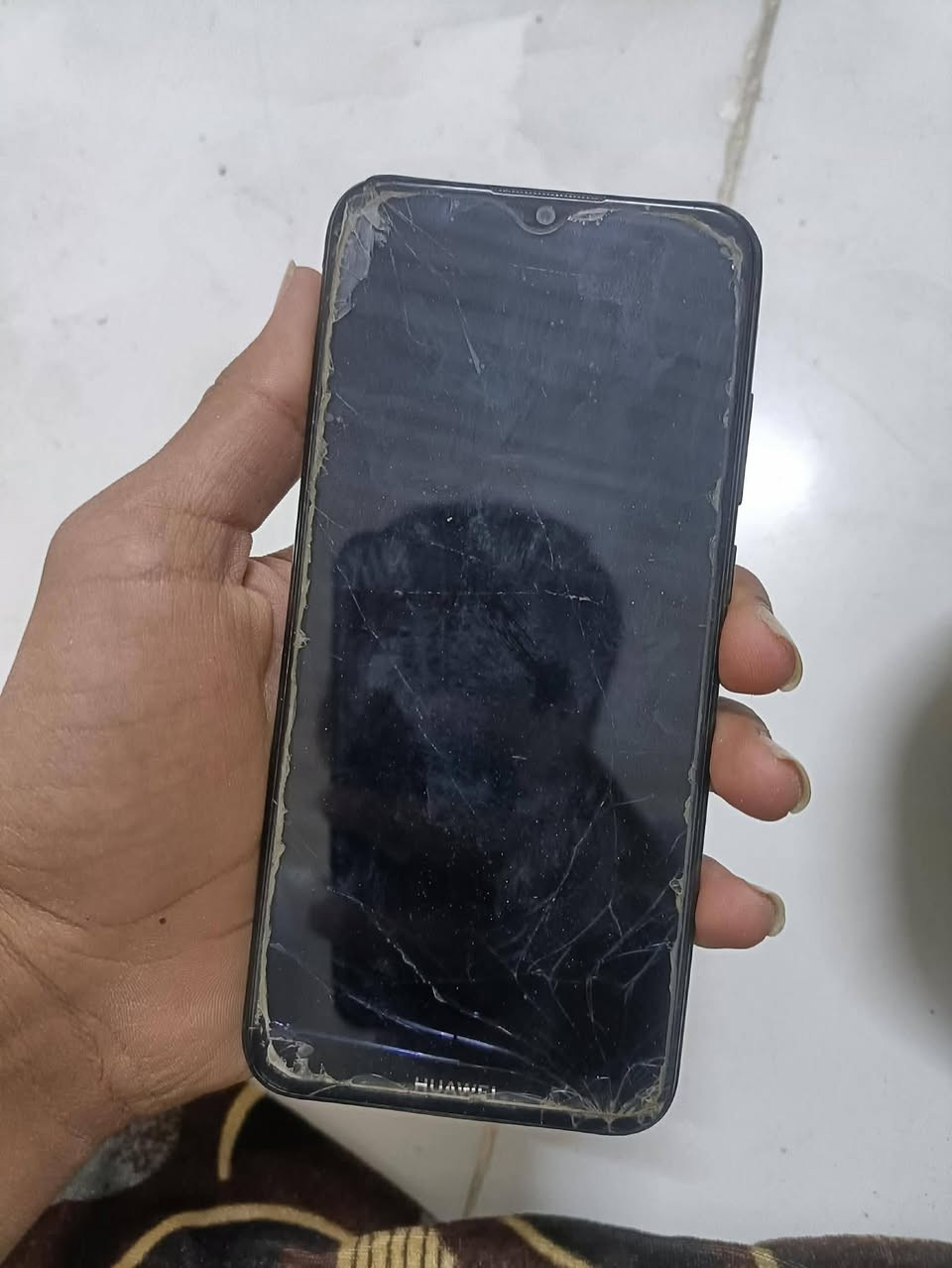 هواوي y6🔹
كله بلاد ما مفتوح شرط🔹

لون اسود وضهر جلد🔹

كامره دمعه🔹

اي عيب ما بي غير شرك بل شاشه🔹

بل العاب 40فريم فول🔹

شحن طلقه وما يصرف شحن انسه🔹

السعر45 وبيه مجال🔹

مكان كركوك🔹


**إذا كنت صاحب هذا الإعلان وتريد حذفه لأي سبب، رجاءا أرسل رسالة إلى الدعم الفني**