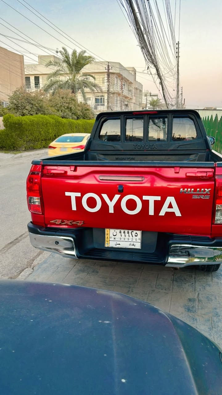 هايلكس 2019للبيع فور ويل محرك 2700 مكفوله ب اسمي  تخم تايرات دوشمه كاعيه وكشنات   ماشيه 141السعر 270 للاستفسار0 771 763 8249
