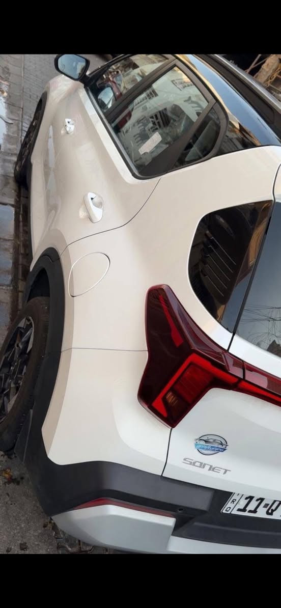 سلام عليكم للبيع سيارة كيا سونيت 2024 خليجي فول 1/1 ماشية 12 الف وقابل للزيادة بيه شخوط قليلة بالدعامية كلة بلادي برغي ممفتوح بية مكفولة كفالة عامه مكاني بغداد زيونة السعر 158 وبيه مجال جدا بسيط متواجد على الخاص


**إذا كنت صاحب هذا الإعلان وتريد حذفه لأي سبب، رجاءا أرسل رسالة إلى الدعم الفني**