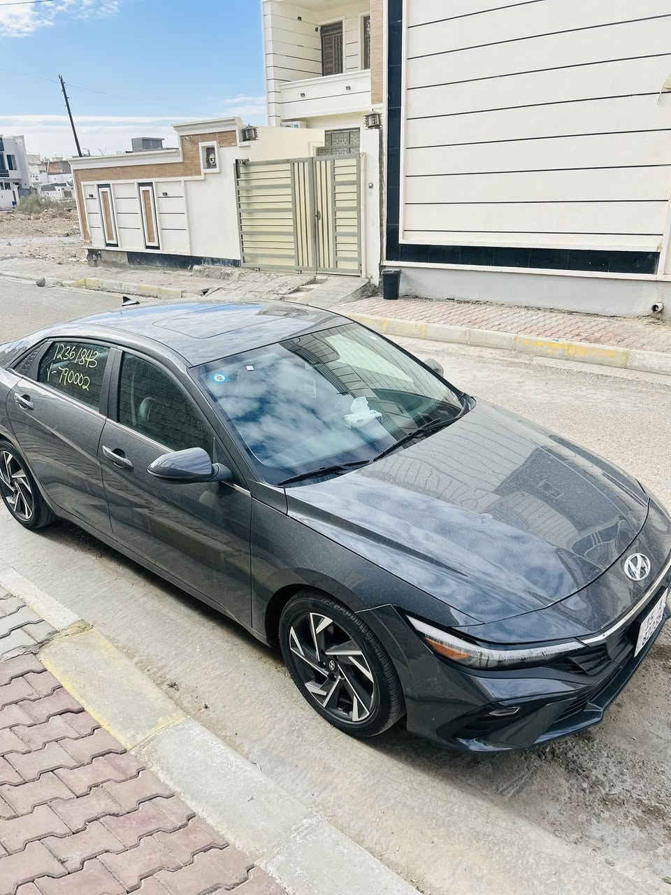 السلام عليكم 

بيع سريع مستعجل السعر 140$

هونداي النترا 2024وارد امريكي بدون قطرة صبغ بيها جاملغ جهة السايق بارد وبيها رصعتين اثر التحميل بالقمارة ورجعتهن بارد  وموضحات بالصور صور الحادث مرفقة بالمنشور 

رقم الانبار (شهداء)

مكينة 2000دوش 

فول مواصفات 1/1

بصمه+ تشغيل عن بعد

فتحه

مقاعد جلد 

شحن وايرلس

تدفئة ستيرن + مقاعد

سايد بريك كهرباء

لد امامي وخلفي 

اشاره بالمرايه 

ويل كب كروم

وباقي المواصفات معروفة 

العنوان: الانبار الرمادي

شراي اقرة المنشور زين وخابرني 

للاستفسار اكثر اتصل على الرقم 

***********
