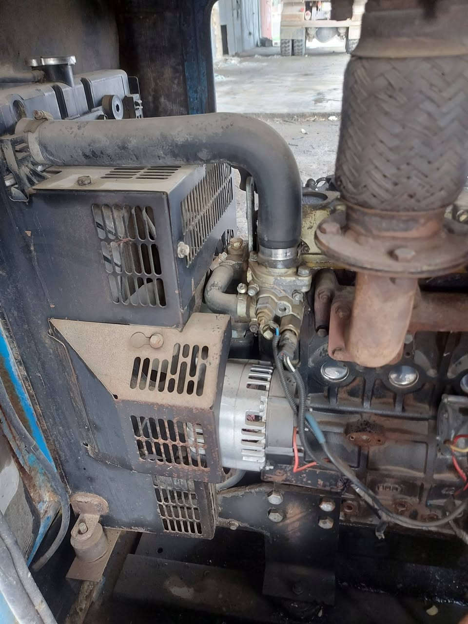 للبيع مولد بيركنز بزون محرك مفتوح
لسعر ٢٣ تصال ***********
