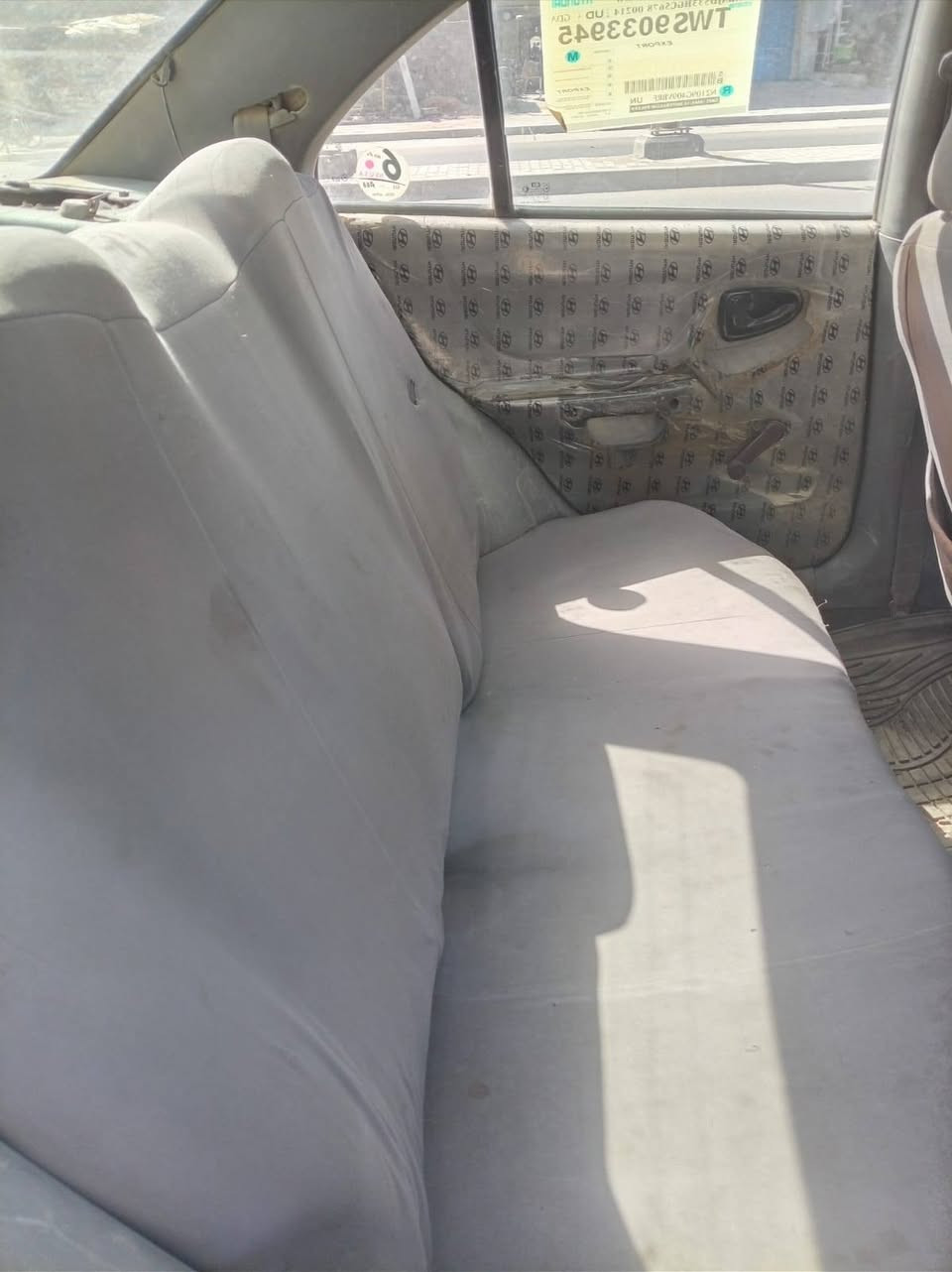 السلام عليكم هيونداي فيرنا موديل 2000 السيارة ما بيها نواقص بس التبريد باسمي تحويل ثاني يوم السعر 42وبيها مجال مكاني بغداد حي الاعلام *********** واتساب
