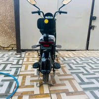 دراجه شحن البيع كلشي مابيهه السعر 280 وبيهه مجال رقم الهاتف 770 376 75...