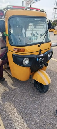 تكتك 22 شهر 7 كالفه كشره ومكينه هيه وغراضها 07733521569