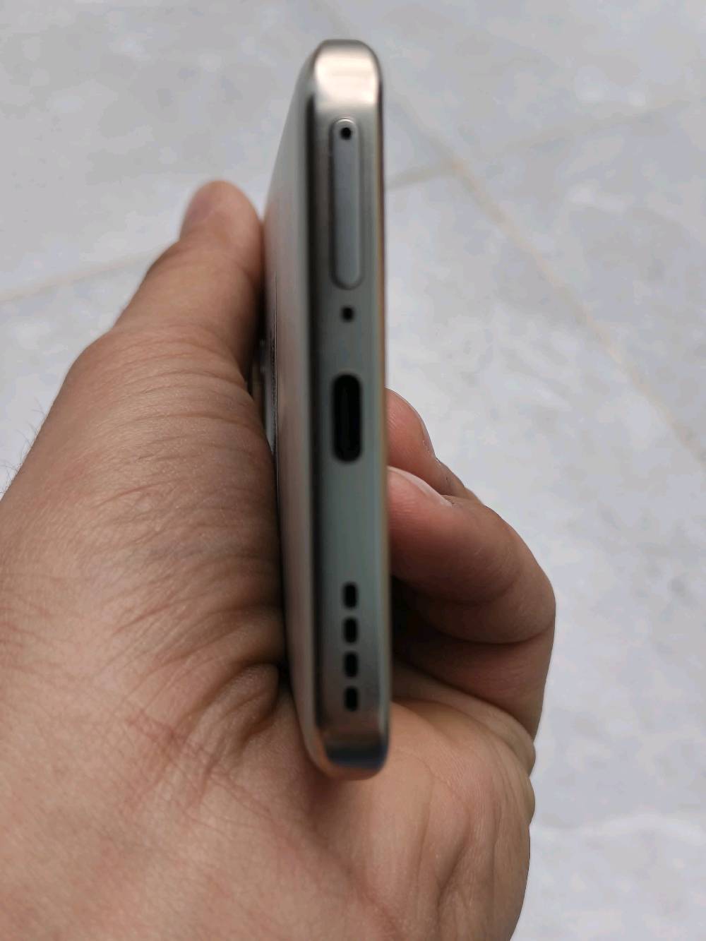 Realme 13 pro+5g
جهاز  استخدام قليل ويا كل الملحقات 

ضمان سنه

جهاز معروف 

ذاكرة 512 رام12+12

سعر 380
