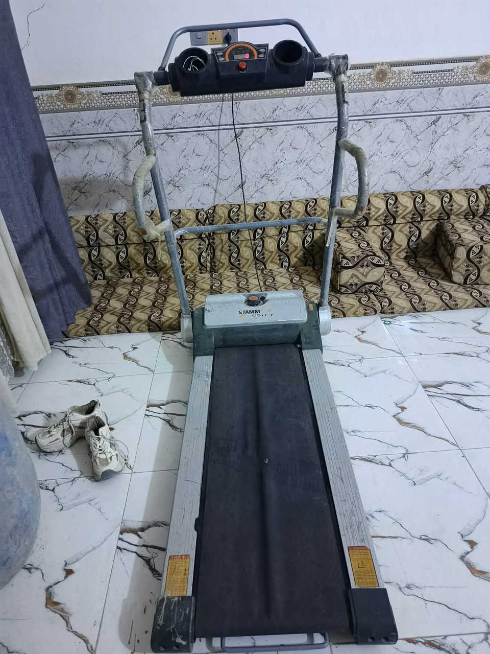 جهاز جري للبيع سعر ١٥٠ قرب سجن الصلاح***********
