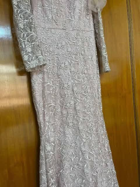 فساتين كلش نظيفه واسعار مناسبه
الابيض والوردي على عشرة
النيلي ب20جديد ماملبوس


**إذا كنت صاحب هذا الإعلان وتريد حذفه لأي سبب، رجاءا أرسل رسالة إلى الدعم الفني**