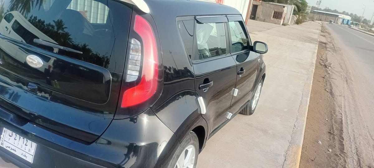 اعيد النشر بسبب الوعود الكاذبه
صول ٢٠١٧ رقم بغداد مكينه ١٦٠٠ جي دي وارد امريكي  سياره كلين فقط دعاميه اماميه لغود شواصي مكفولات صبغ مكفوله مكينه وكير كفاله تخم تاير حداديه تبريد كلها جاهزه ترايك للبصره سياره جديده جدا بلعافيه على الي ياخذها تم تنزيل السعر بسبب الوضاع الي يمر بيها البلد ١٠٤ وبيها مجال الشراي خاص او *********** مكان بابل / المسيب / السده

