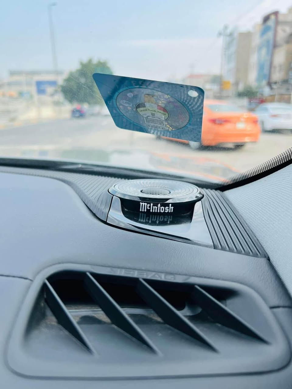 جيب اوفر لاند 7 2022  فول الفول فور ويل "
🔥سنويه باسمي رقم بغداد  🔥

✅ دفع رباعي ذكي AWD
✅ قوة وعزم ممتازين مع صرفية اقتصادية
✅ شاشة عدادات رقمية كاملة
✅ 2  كامره السياره :

🩸نظام مودات القياده 
🔹 Eco (اقتصادي)
🔹 Normal (عادي)
🔹 Sport (رياضي)

أنظمة الأوف رود:
✅ Crawl Control السير البطيء التلقائي
✅ Hill Descent Control النزول من المنحدرات
✅ Hill Start Assist المساعدة بالصعودة

✅ حساسات أمامية وخلفية
✅ مثبت سرعة راداري ذكي
✅ الحفاظ على المسار ومساعد القيادة
✅ دخول وتشغيل ذكي بدون مفتاح

✨ تجهيزات الفخامة:
✅ كراسي جلد فاخرة
✅ تحكم كهربائي بالمقاعد
✅ تدفئة وتبريد للمقاعد الأمامية
✅ مساج للمقاعد الأمامية
✅ ذاكرة لمقعد السائق
✅ سقف بانورامي
✅ شحن لاسلكي سريع
✅ إضاءة داخلية محيطية
✅ نظام صوتي فاخر
✅ مخارج تكييف خلفية

🛡️ أنظمة الأمان:
✅ فرملة طوارئ أوتوماتيكية
✅ تحذير الاصطدام الأمامي
✅ مراقبة النقطة العمياء
✅ تنبيه الخروج عن المسار
✅ وسائد هوائية متعددة
✅ نظام ثبات إلكتروني متطور 

حادث بنيد
سياره احله من الصور بالف مره 
السعر٢٩٥
عنواني شارع فلسطين  ***********
