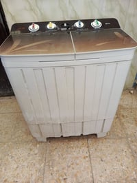 غسالات مستعملة • نوبل أزرق • قليل الاستخدام