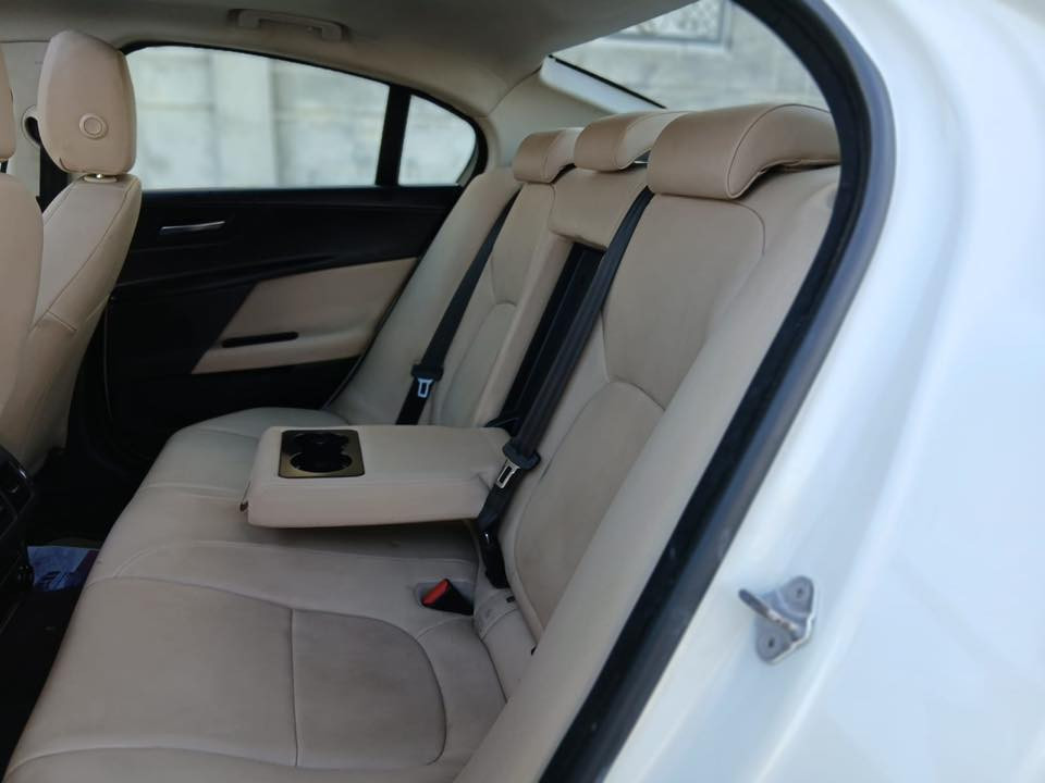 اسلام. عليكم. للبيع. جاكوار (XE R-Sport )موديل. 2019 وارد خليجي. ماشيه. 40 الف كيلو متر حقيقي  فول موصفات. واحد على. واحد راداد امامي. فتحه. سقف. حساسات. امامي. خلفي تحديد مسار. توقف. ذاتي. سايد بريك. كهرباء كير. ماوس داخل بيجي غرفه. فول كهربائي ⚡️ شاشه. كبيره كار. بلي سستم. صوت. كامل وبعد. بيه هواي. موصفات. غنيه عن تعريف حجم. المحرك. (2000) تون تيربو  السعر(130) الستفسار اتصل//***********) عنوان سيارة كربلاء المقدسه. بيع. فقط
