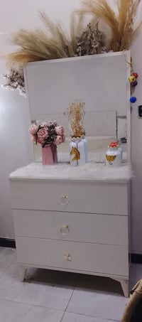 غرفه نوم للبيع جديدا جدا العنوان بغداد حي العامل السعر 650 وبيها مجال ...