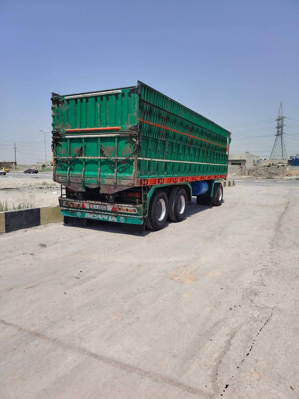 عربانه للبيع الطول 8ونص ارتفاع مترين السعر 130
للاستفسار الاتصال ***********
***********
