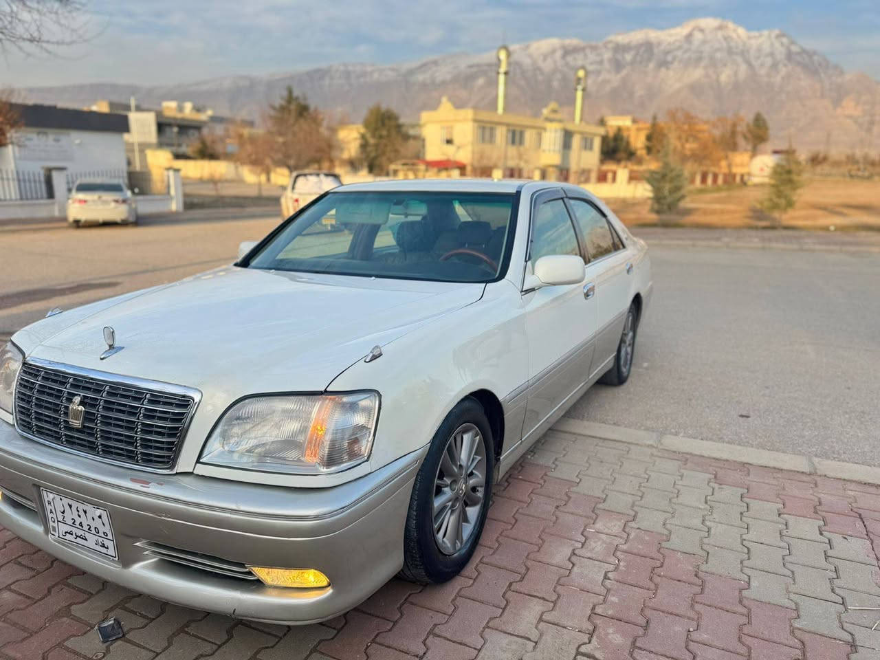 سەرەتا بەناوی خوای گەرە مەلیکە موسی 3دووگوومە df175 سەیارە زۆرتازەیە پەردەیە چوارکوشن کارەبا تەعدیل سورعە گێڕو مەکینە بەشەرت تەبرید ساردوگەرم مەزبوت سەیارەکە لەڕەسمەکان جوانترە نرخ 45مەجالێکی برایانە ژم***********
