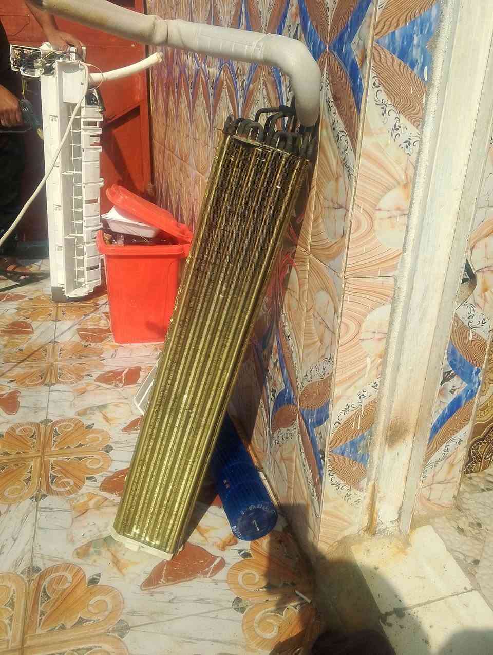 فتح وتنظيف السبالت موقعيا بالإضافة إلى تصليح كافة اجهزة التبريد والغسالات فقط راسل الصفحة او تصل على رقم الهاتف ***********
