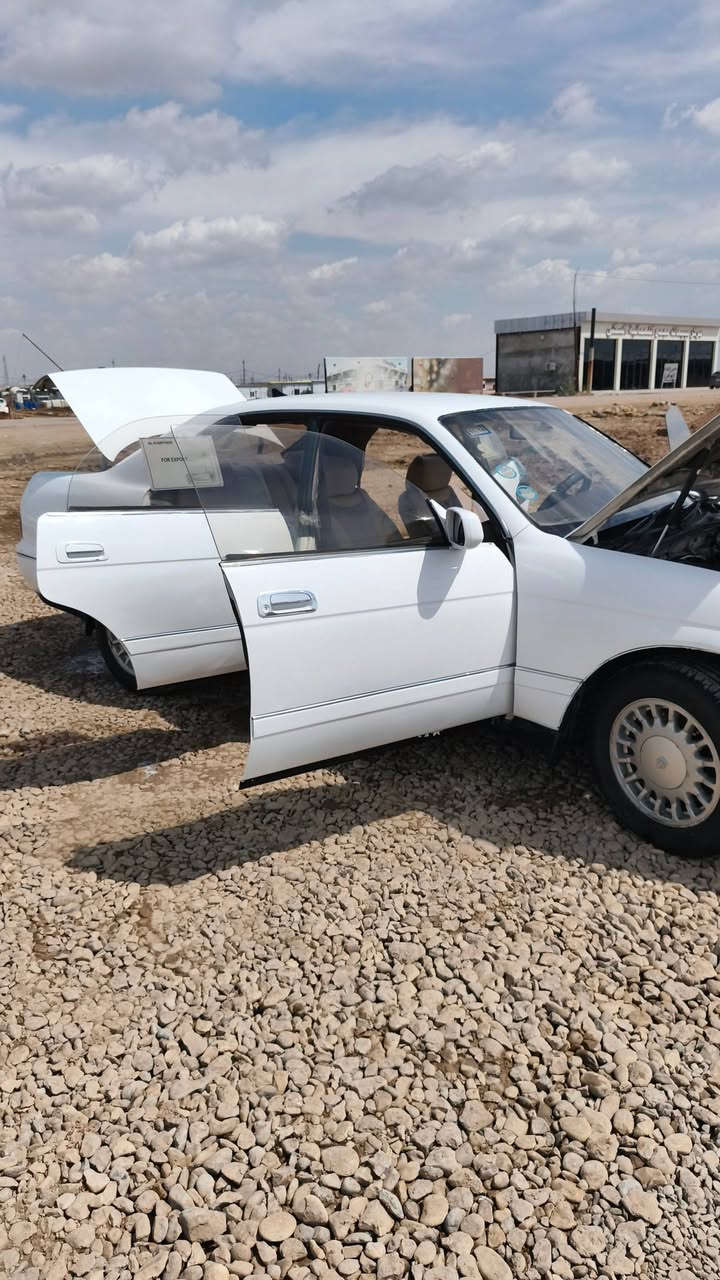 السلام عليكم بطه للبيع جاهزه كير محرك خير من الله تخم تاير جديد حداديه جديده تبريد شغال رقم بغداد  السعر 55وبيها مجال المكان واسط نعمانيه ***********
