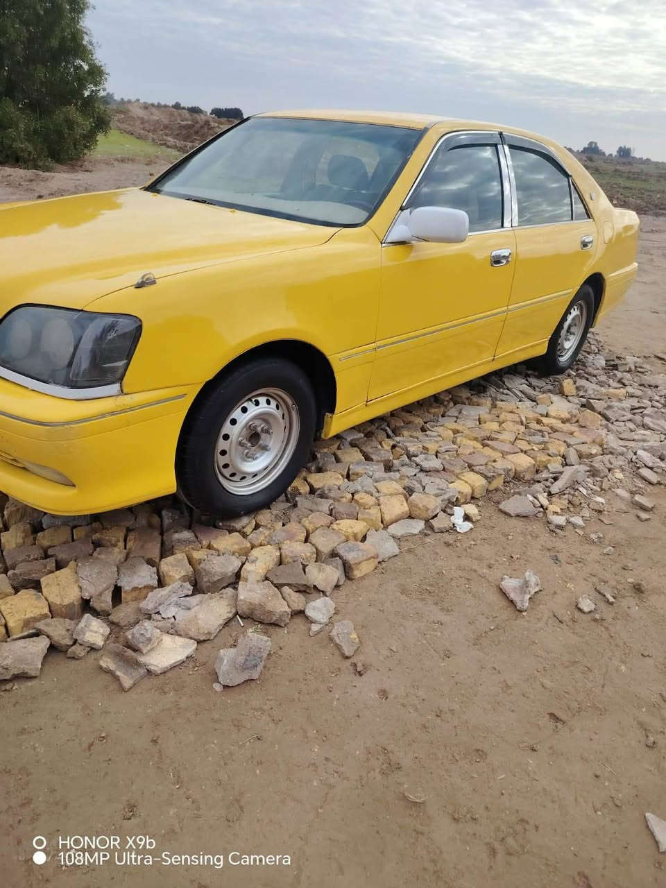 السلام عليكم ملكه تكسي مراوس بملكه خصوصي السياره جاهزه من كلشي غيرمتواجدع فيس*********** و***********
