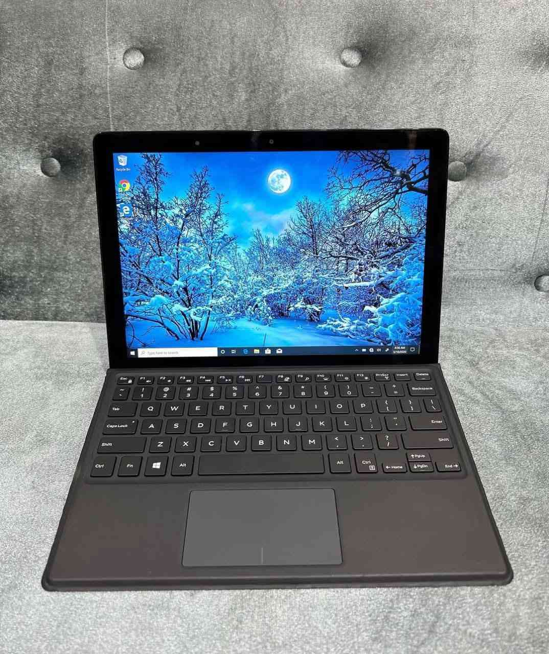 لابتوب Dell
2 بــــ 1 (تابلت + لابتوب)

مواصفات الجهاز
 شاشة لمس Full HD
 معالجCore i5 الجيل الثامن
 256GB SSD سريع جداً
 رام 8GB (قابل للزيادة)
 بطارية ممتازة ومكفولة 
 تبريد مستقر وقوي
 تصميم أنيق وكلاسي
 كفر متين وقوي
 مع الشاحن الأصلي


**إذا كنت صاحب هذا الإعلان وتريد حذفه لأي سبب، رجاءا أرسل رسالة إلى الدعم الفني**