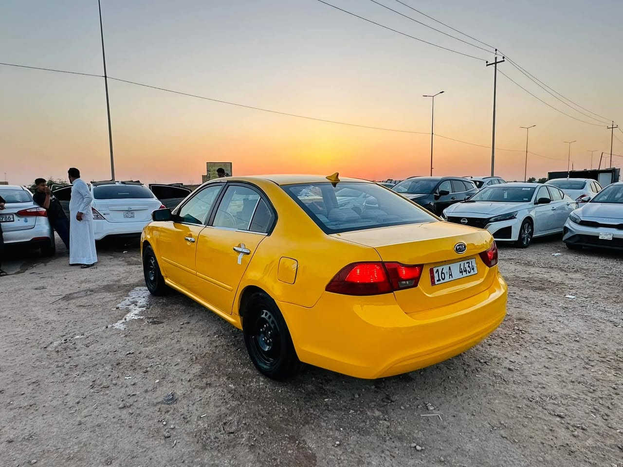 للبيع
أوبتما 2009 وارد أمريكي
تبديل جاملغ أمامي فقط
مكينه 2400 شرط تبريد و حداديه و تخم تاير 
مصفرة هيئة و غرامات
بسمي مداور ثاني يوم
السعر 97$وبيها وبيها مجال بسيط ***********
العنوان المثنئ الرميثه معرض اثير الجياشي
