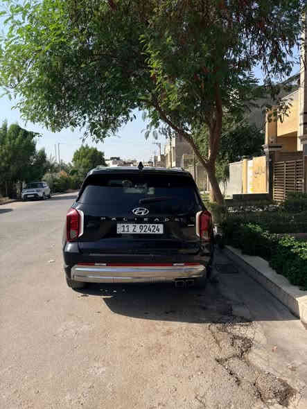 سلام عليكم

هيونداي بلسايد ٢٠٢٤ كالكرافي ١/١

السياره بيها فقط بنيد وشويه بارد بالجاملخ 

مواصفات 

كشنات جلد

كشنات تدفئه تبريد

مساج 

٥ مودات قياده (spert/eco/comfort/smart/snio)

شاشه 

عداد ديجتال

٥ كامرات

بصمه 

مرايه وسطيه كامره 

عدادات بيها كامرات 

كشنات منفصله 

بانوراما 

مكينه ٣٨٠٠  / ٦ سلندر

نقطه عمياء 

مري هيتر 

وبعد بيها هواي مواصفات

السعر 285 وبيها مجال بسيط
***********
