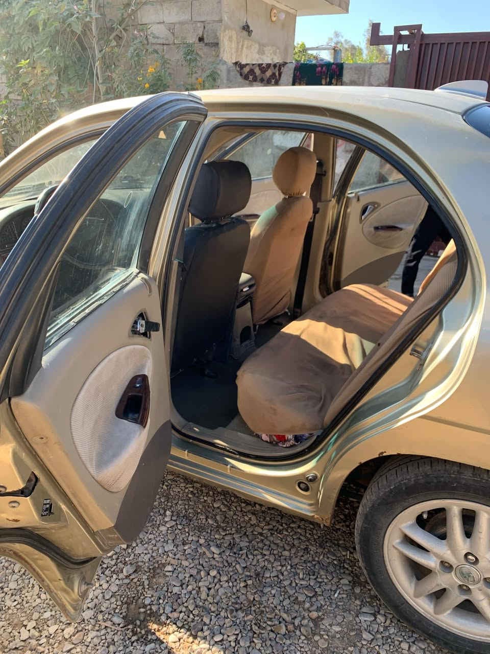 السلام عليكم للبيع ف دايو نوبره مديل 2000 رقم اديالئ دولي مكانه ديالئ المقداديه السعر26 بيه مجال قليل رقم ***********
