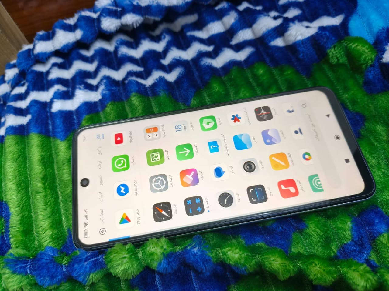 ريدمي 12 ذاكره 256  بدون ملحقات الجهاز مامفتوح فقط الباب الخلفي طاح مني الجهاز وصار بي فتحه بسيطه الجهاز مامبدل بي شي نهائيا السعر 130بي مجال قليل العنوان  البصرة الزبير ***********
