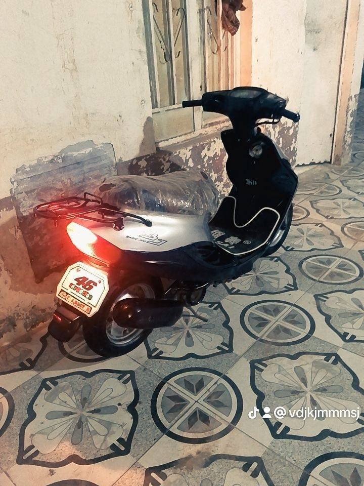 سلام عليكم دراجه للبيع تسعه مفتوحه مره وحده نعومه فول مشي فول 
سعر ،300وبيه مجال مكاني عماره حي شرطه 🪬🧿


**إذا كنت صاحب هذا الإعلان وتريد حذفه لأي سبب، رجاءا أرسل رسالة إلى الدعم الفني**