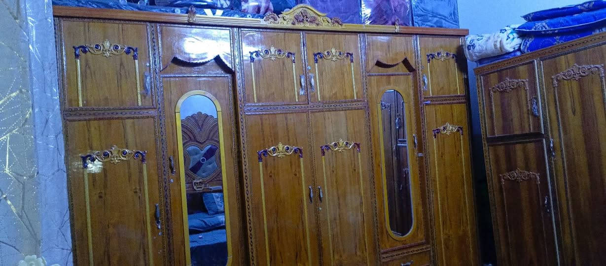 كنتور بابين 200الف وبي مجال
كنتور سته ابواب 500الف وبي مجال 
جربايه 250الف 
***********راسلني واتساب
