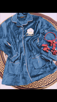 اللهم صل على محمد وال محمد 🧿🧿🧿🪬 
تراك مخمل 
دگم جيوب شرعي 
يلبس خاص وعادي 
السعر 12000
حلة حي العسكري بالقرب من مخبز مهند التجاري 
گوزمتك جمانه 
وات ساب
‏‪0782 735 3537‬‏
***********
