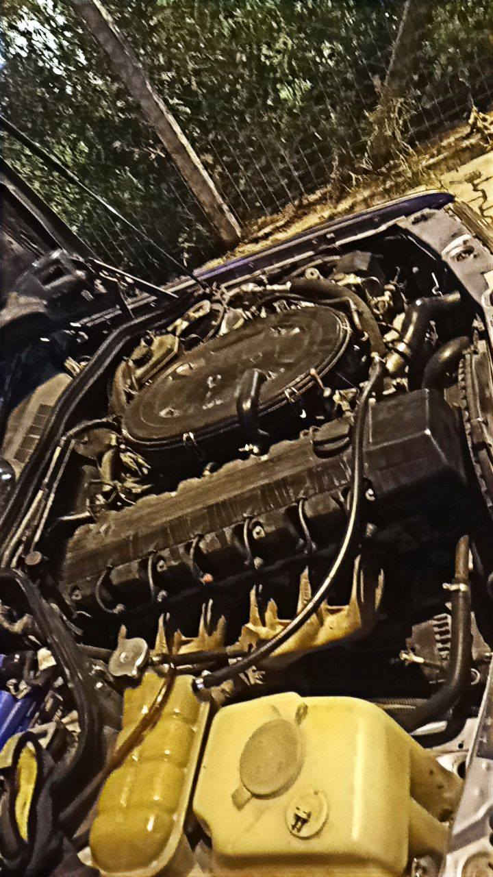 سلام عليكم مارسدس 190e طيارين 
موديل 91 
محرك بلادي سته سلندر 
داخل جلد رصاصي 
وجام اربعه كهرباء 
بس السياره يرادله ملاحضات 
سعر 60 وبي مجال 
الرقم *********** موجود واتساب 24 ساعه
