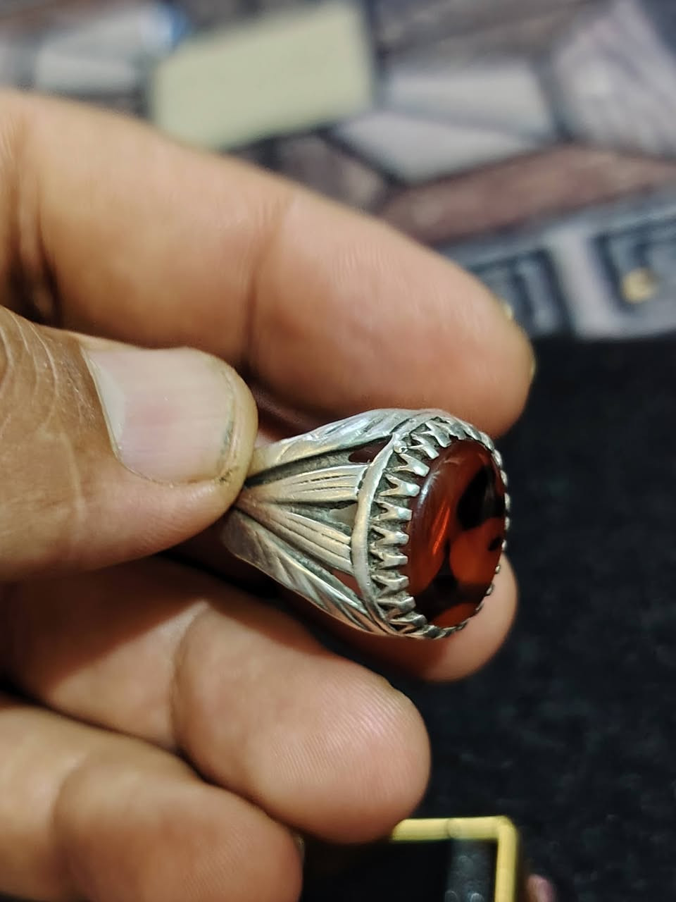 السلام عليكم اخوان محبس عقيق يماني مصور طبيعي صورة سيد محمد الصدر (قدس الله سره) للبيع الرقم ***********
