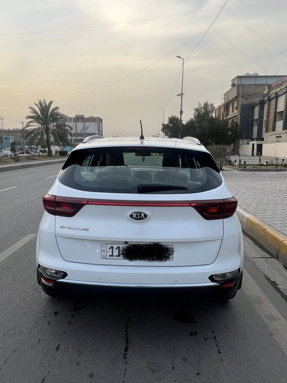 للبيع سبورتج 19 شكل ال20 لون ابيض
السيارة ماشية64 ااف
السيارة مواصفات البيسك
كامره
حساس امامي خلفي
سويج
السيارة مكفولة كفالة عامة ماعدةبارد بسيط باب السايق
السيارة خير من الله صدر محرك كلشي مكفول
سعر195 وبيها مجال 

المكان السيارة شارع فلسطين
رقمي ‭***********
