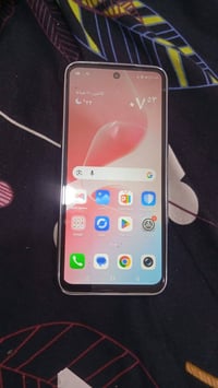 إنفينيكس هوت ٦٠i • ٢٥٦/٨ • بطارية قوية