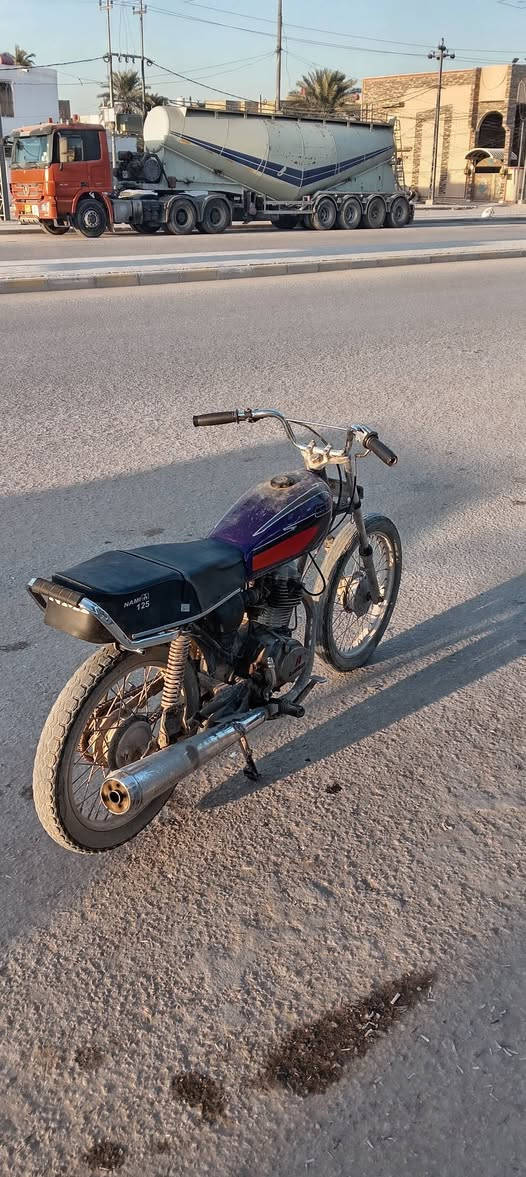 سلام عليكم دراجه كلك اربع كير بيها تبخير اول خمس دقايق من تشتغل بس وراها كل بخار ماكو محركها زين بي مشي حلو ونهضه زينه مال شغل ولعب بيها شوفه احله بس وصخه اطلع بيها ب 5 ولله اول هندر تشتغل سعرها 200 وبيها مجال حك جيه مكاني كوفه تواصل خاص او
***********
