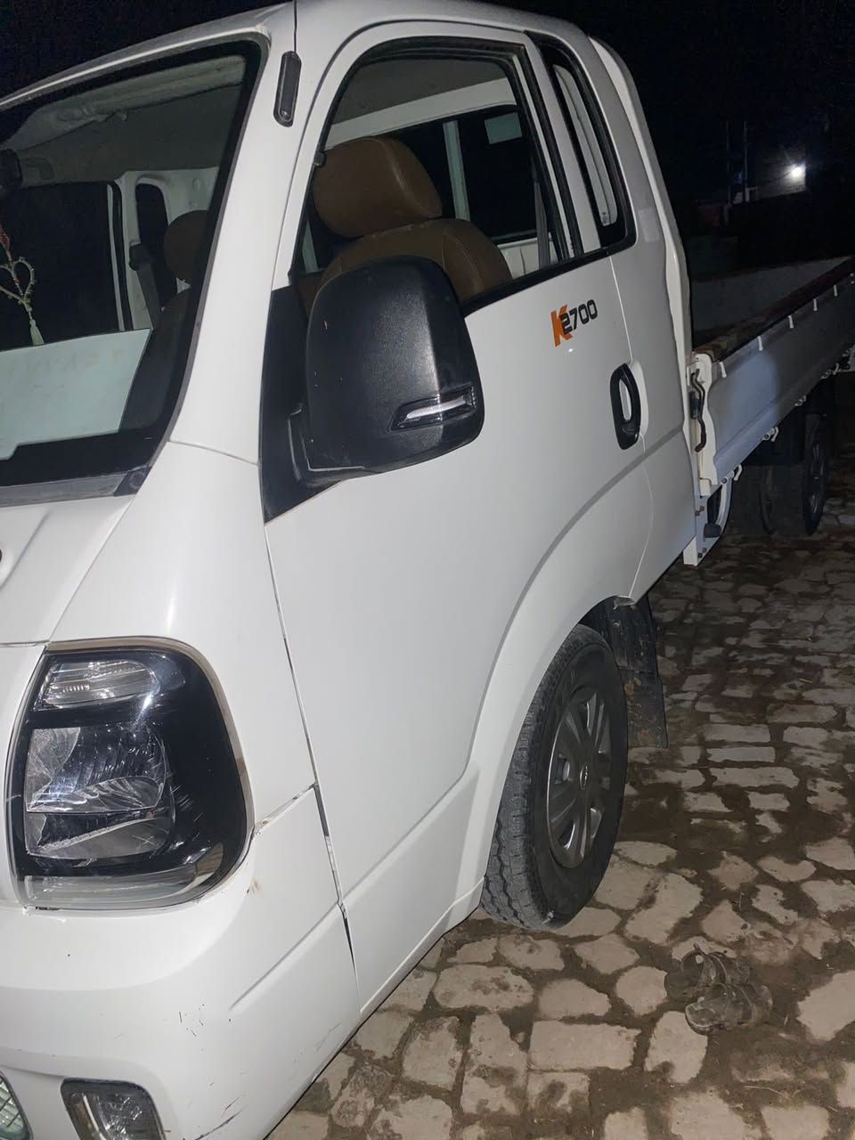 كيا موديل 2022رقم بصره نضيفه ماشيه 46الف مكفوله من اي شي العنوان ميسان ***********
