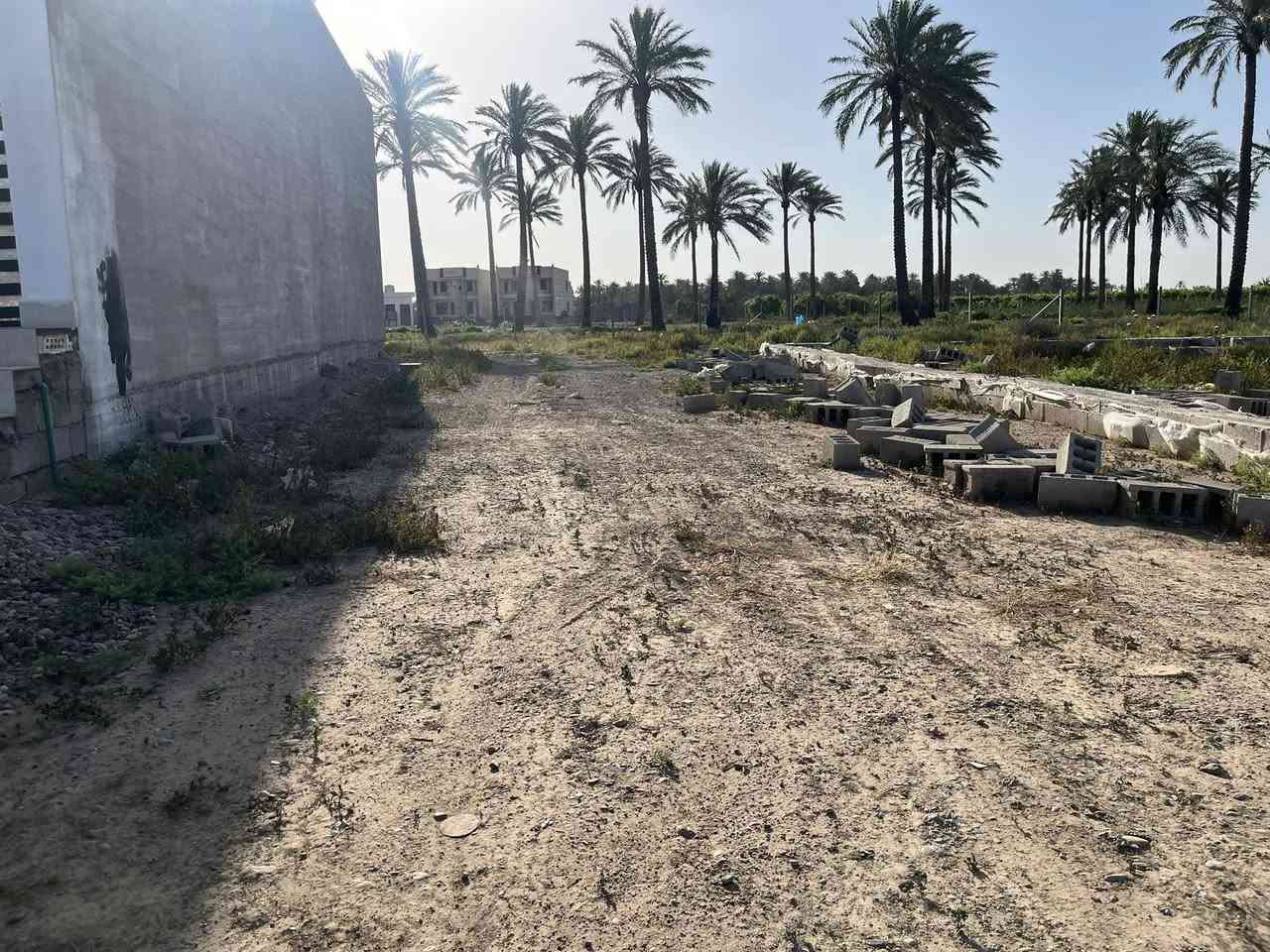 للبيع قطعه ارض زراعية تجارية 

المساحه ١٨٥ متر  عالتبليط 

السعر ٤٤ مليون وبيه مجال 

الموقع - جمعية الامام - مقابيل دائرة المرور الجديدة 
- مجاور المحلات الجديدة 

الواجهه ٨،٥ متر 

النزال ٢١ متر 

مواصفات الموقع 

١- دائرة المرور الجديدة 
٢- دائرة المجاري 
٣- محلات تجارية واسواق 
٤- مديرية تربية جنوب صلاح الدين 
٥- ملاعب خماسية 
٦- مركز صحي حي الزهراء 
٧- كراج بلد الموحد 
٨- الشقق السكنية 
٩- تبليط وخدمات ومجاري 
للاستفسار اتصل *********** _ ***********
