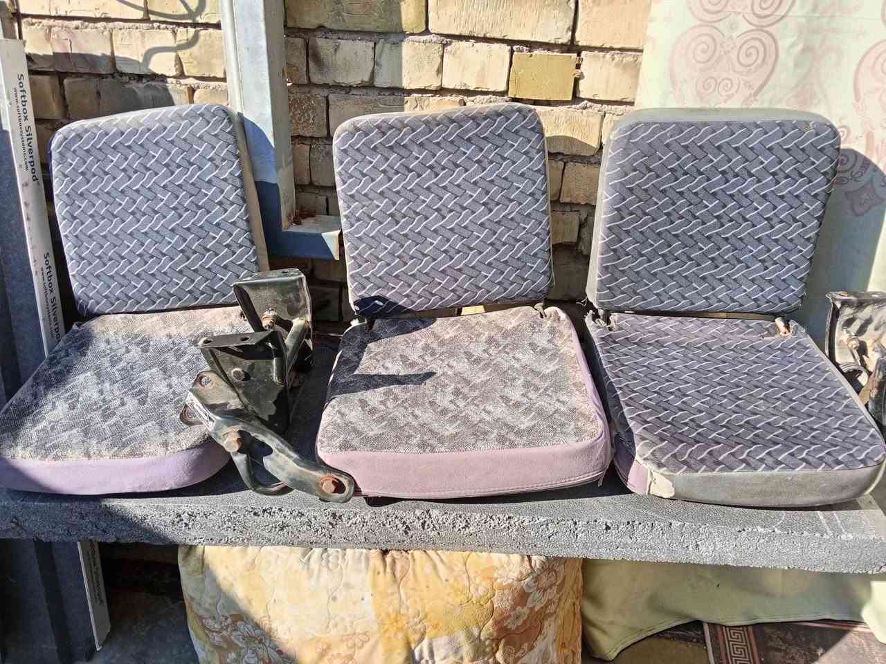 السلام عليكم اخواني الاعزاء غراض فتون للبيع 
عنواني بغداد الحسينية مال راشدية ***********
 
1- كشنات قلابي حلوات الواحد 30 ألف
2- خشبة ارضية فتون جديدة كاملة تفصال 50 الف
3- اصفاح بلادية جديد رصاصي تخم 50 ألف 
 
والشراي يتصل واني بالخدمة
